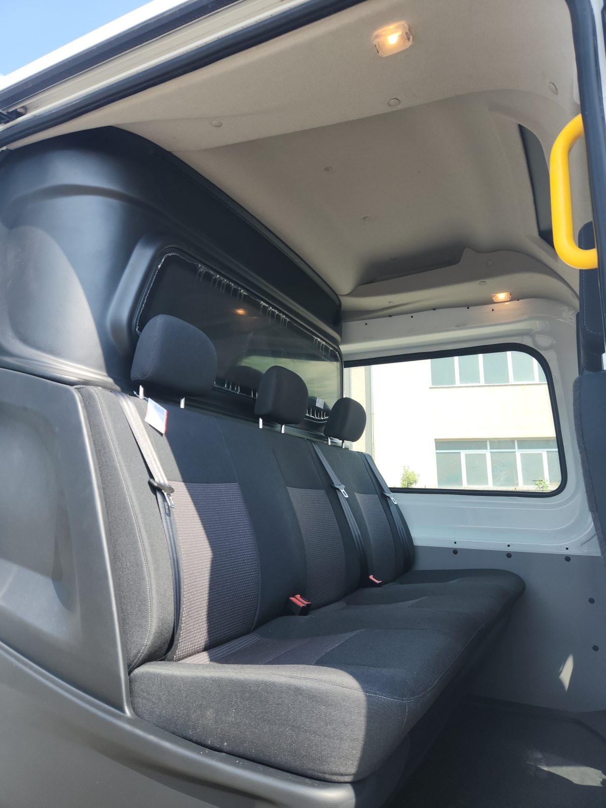 Ford Transit 350 L3 H2 Doppia cabina 6 posti